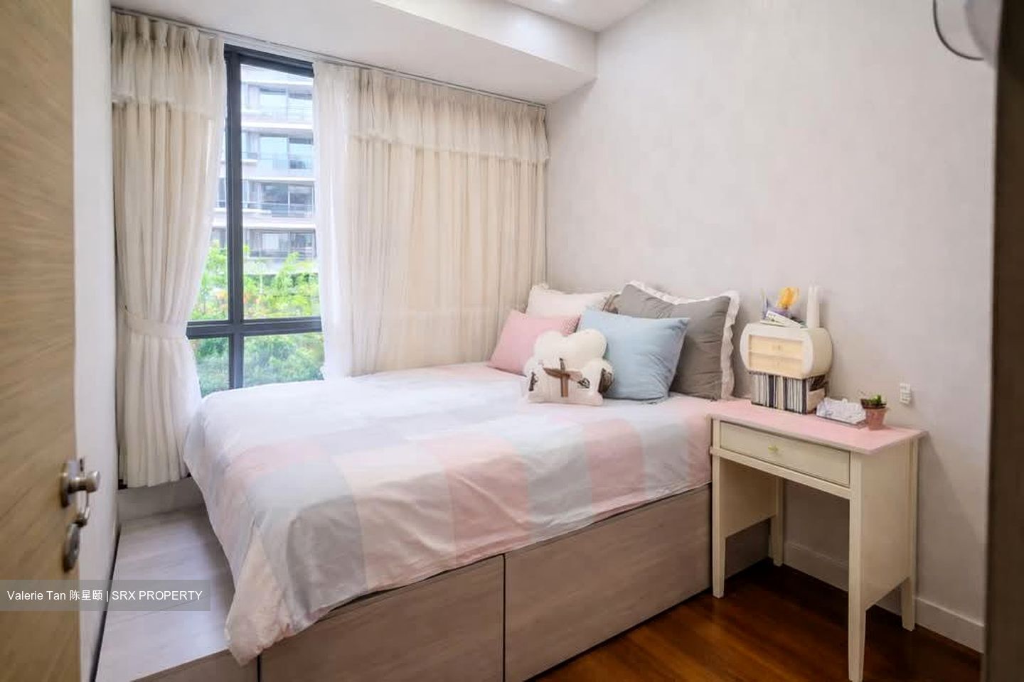 The Palette (D18), Condominium #549152611